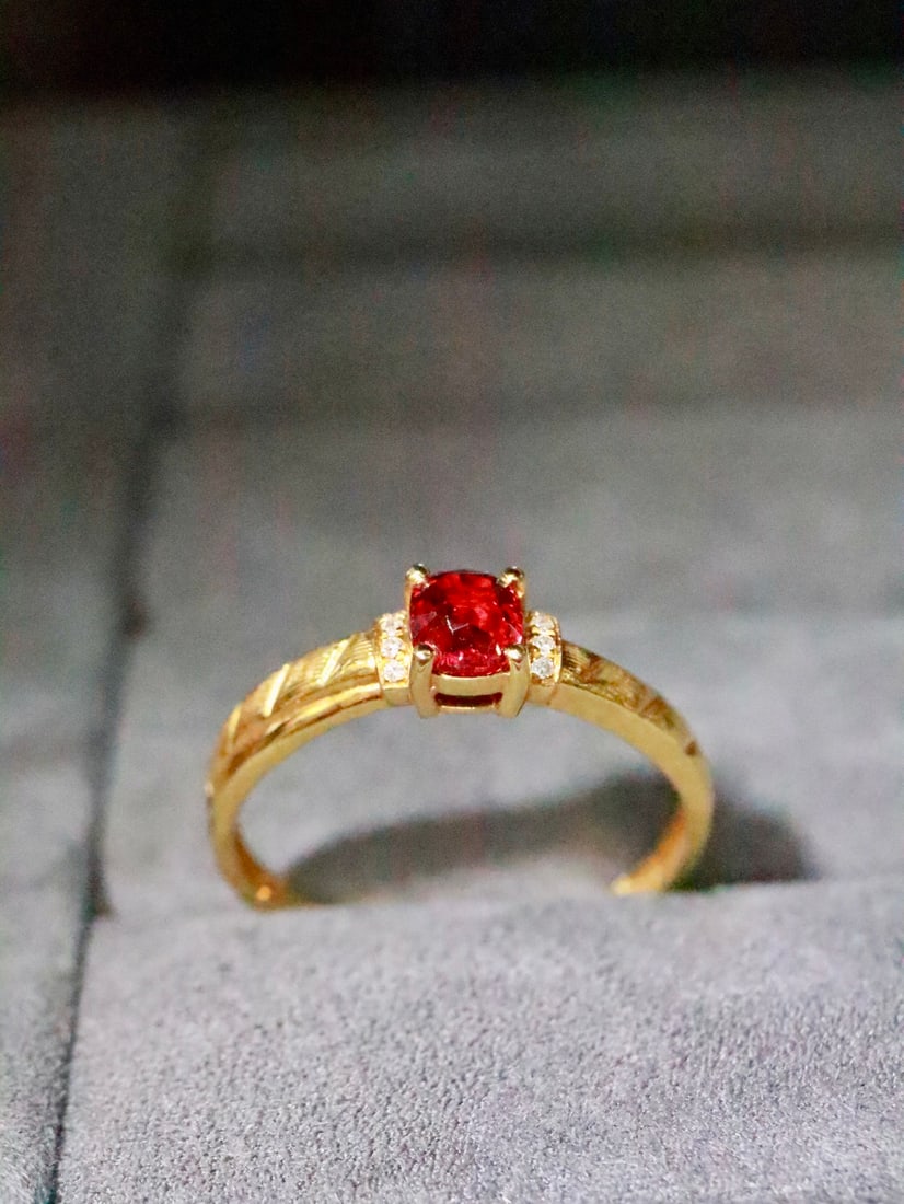 18K Gold Natural Spinel Ring - 2