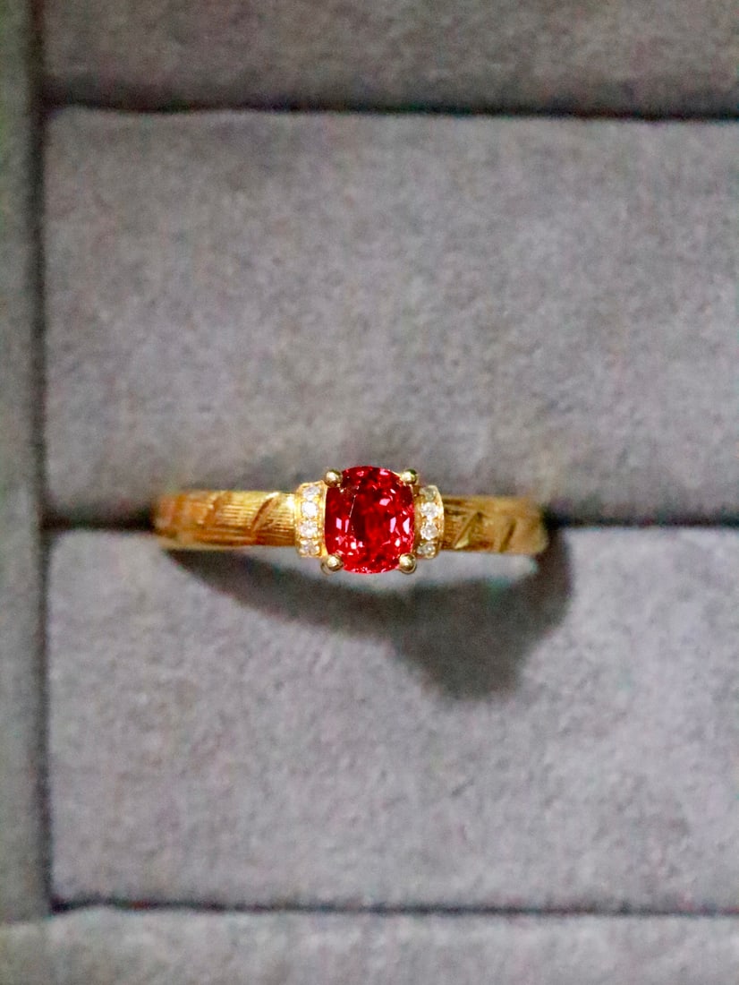18K Gold Natural Spinel Ring - 4