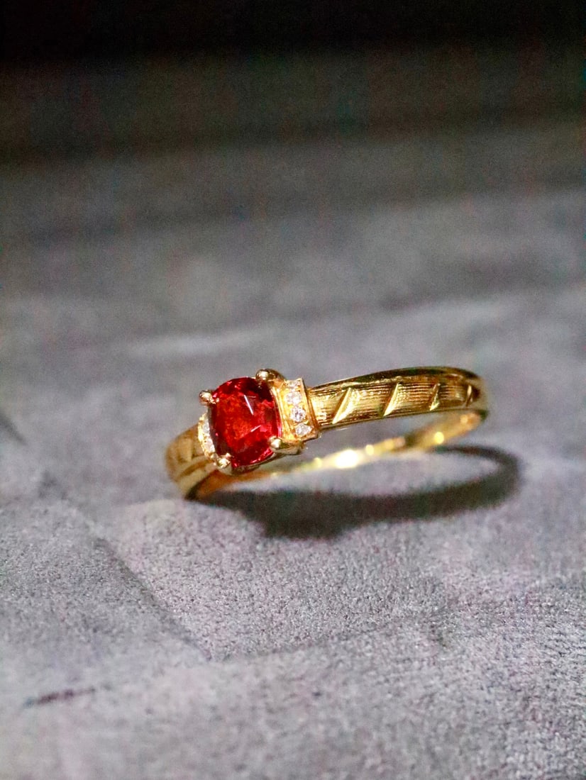 18K Gold Natural Spinel Ring - 5