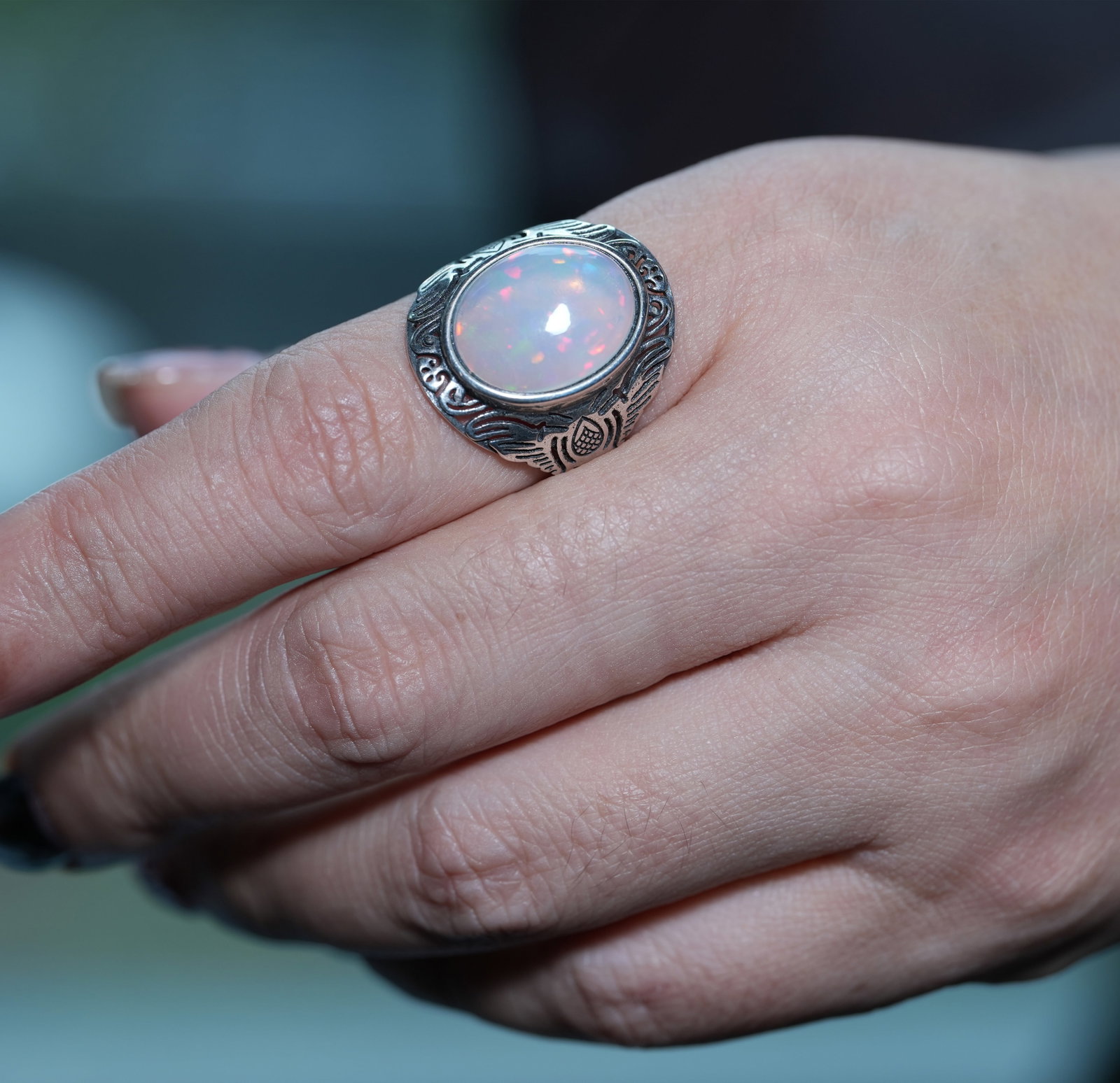 S925 sterling silver ring set with natural opal. Open design, freely adjustable. - 10
