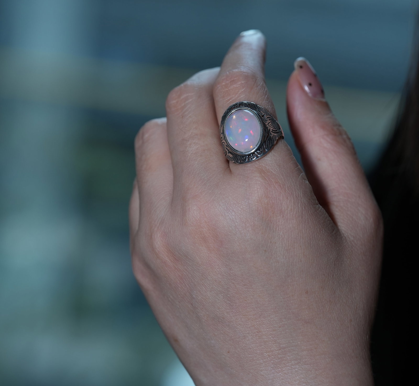 S925 sterling silver ring set with natural opal. Open design, freely adjustable. - 4