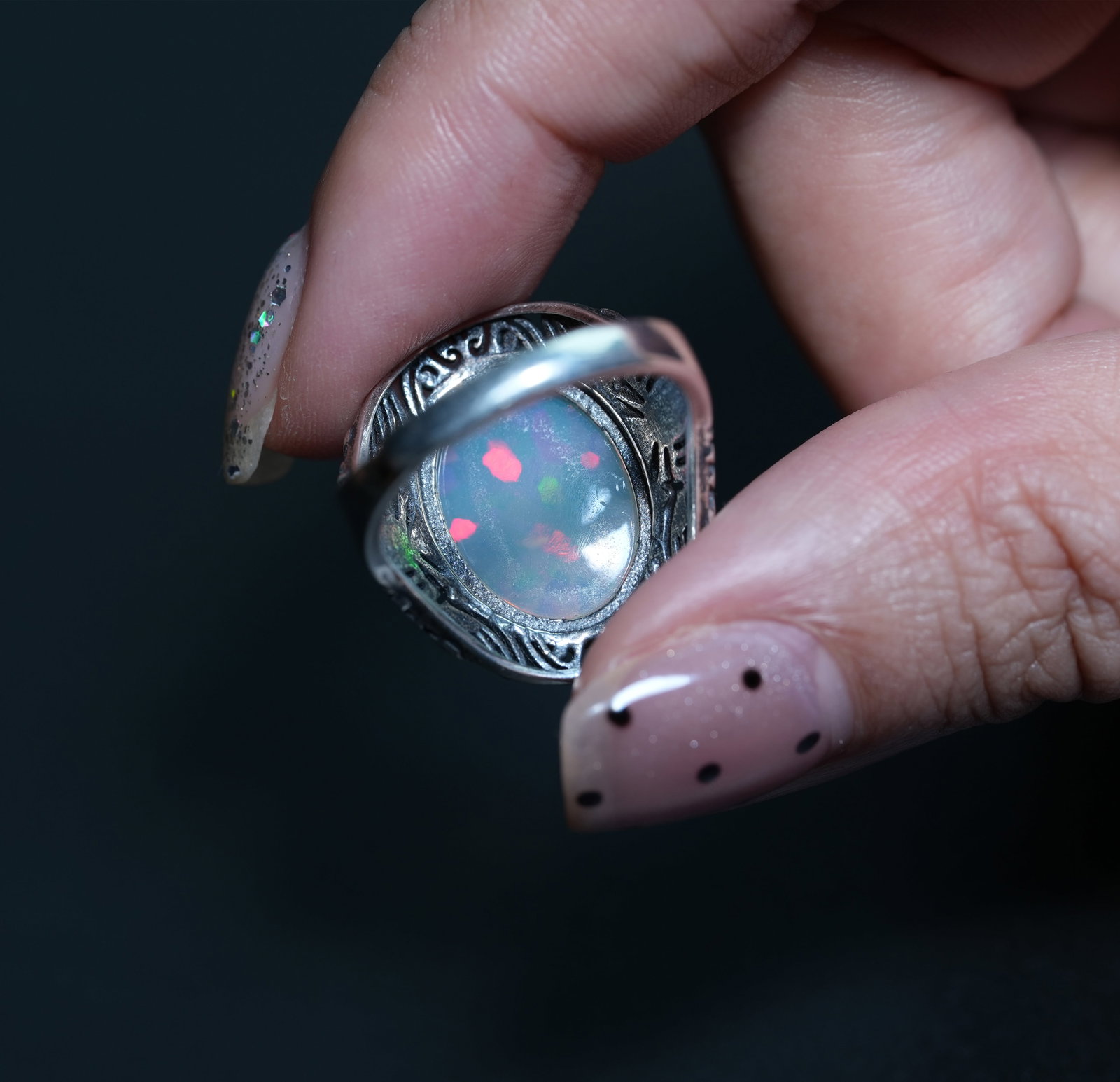 S925 sterling silver ring set with natural opal. Open design, freely adjustable. - 8