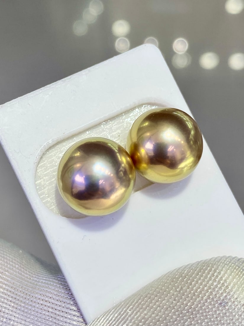 Deep gold natural Edison pearl earrings - 2