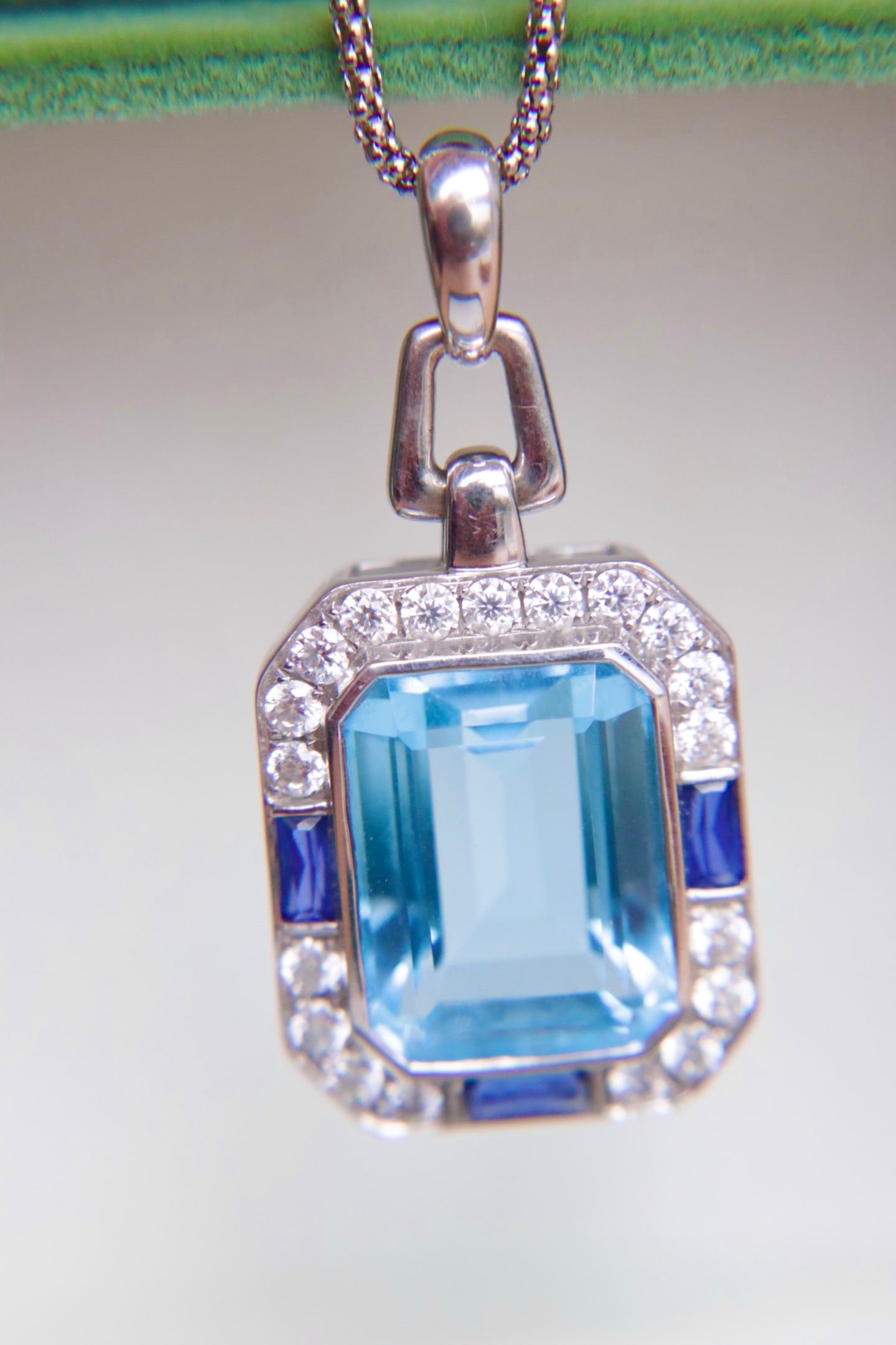 18K Gold Aquamarine Topaz Pendant - 6