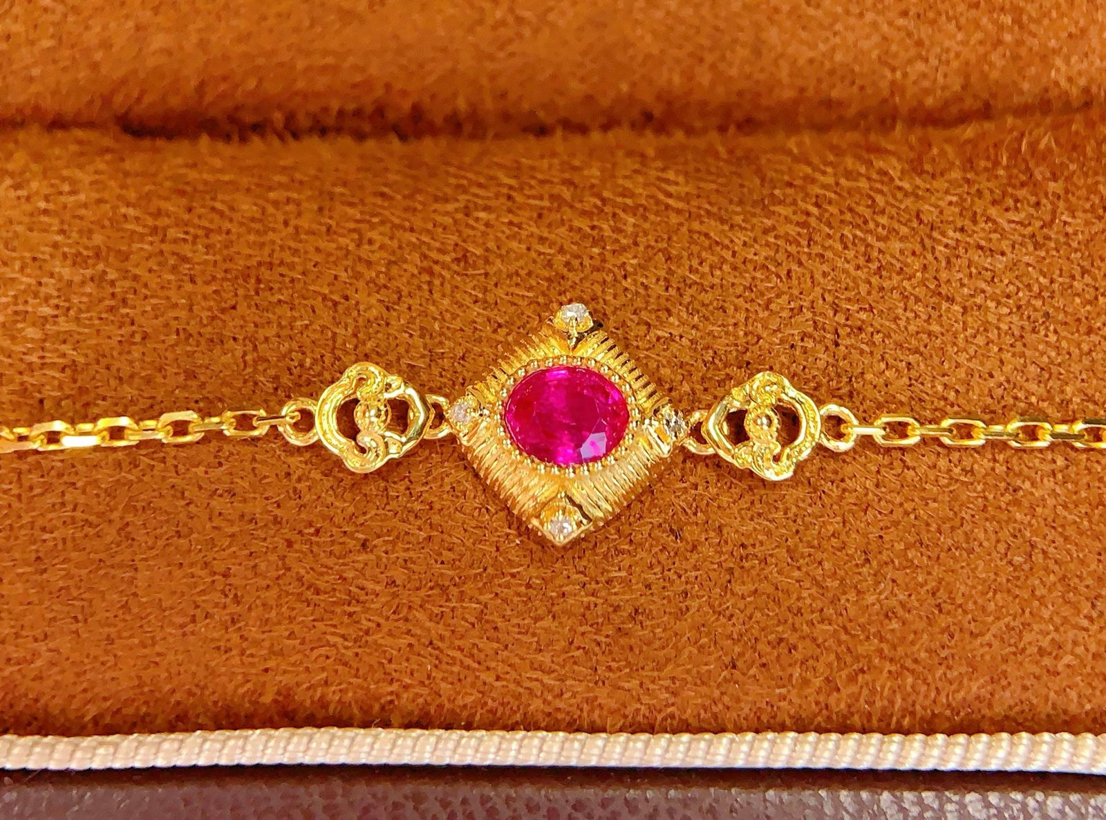 18K Gold Natural Ruby Bracelet - 4