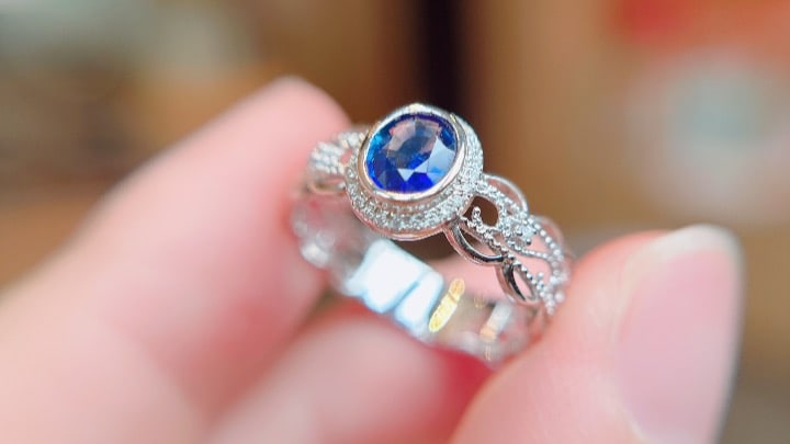18K Gold Natural Sapphire Ring - 4