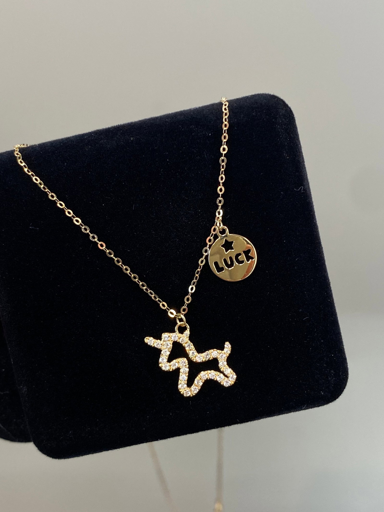 18K Gold Natural Diamond Necklace - 2