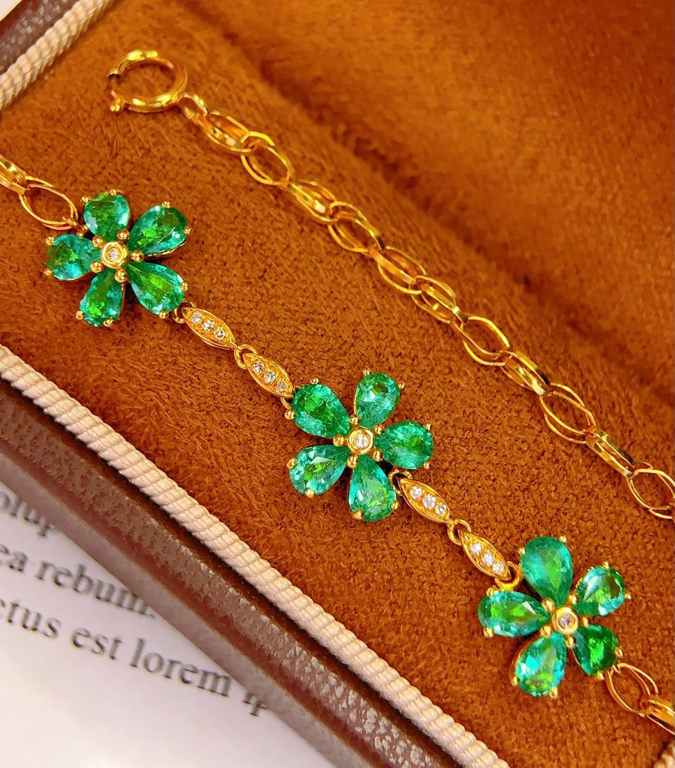 18K Gold Natural Emerald Bracelet - 2