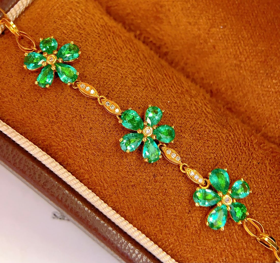 18K Gold Natural Emerald Bracelet - 5
