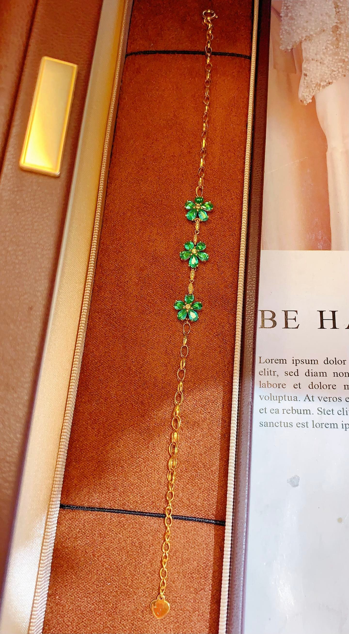 18K Gold Natural Emerald Bracelet - 6