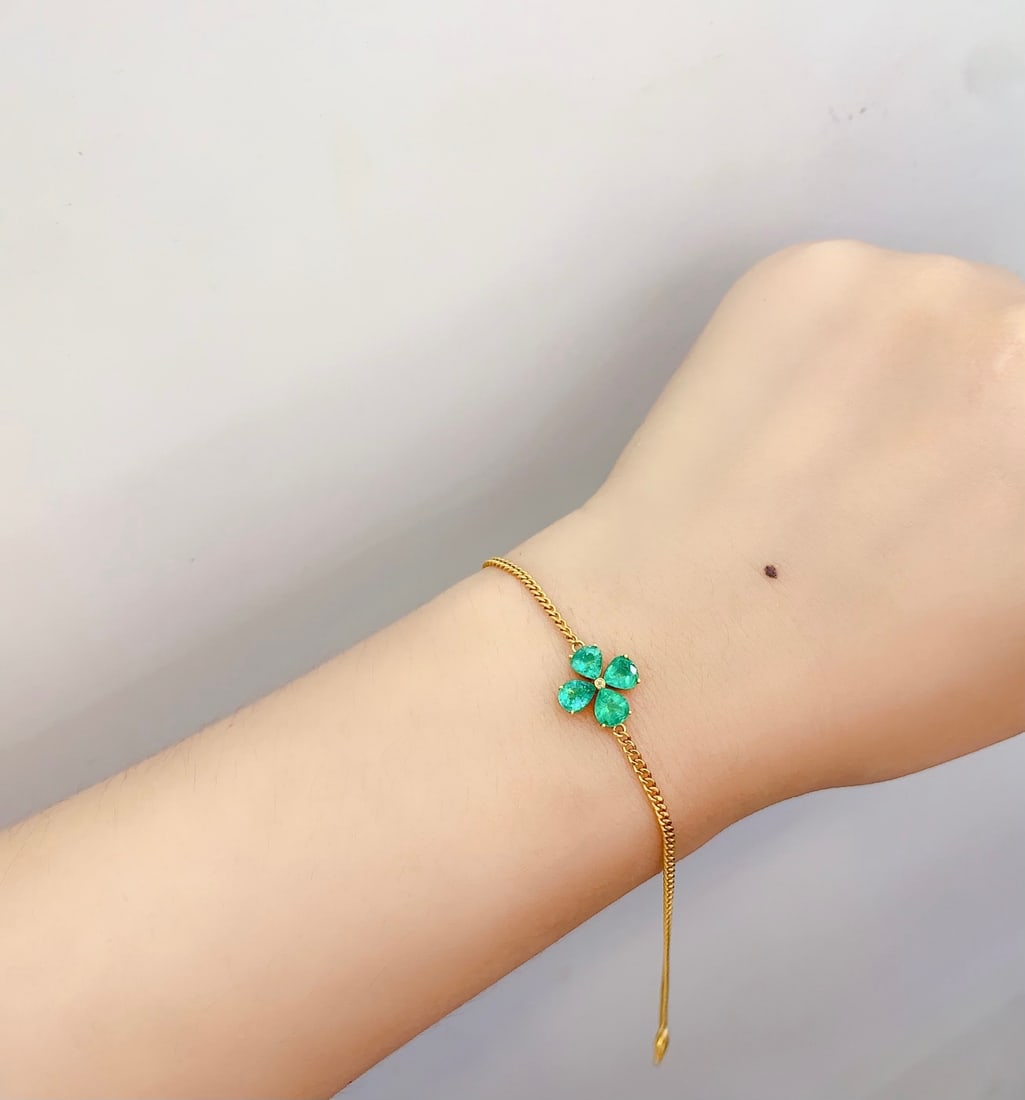 18K Gold Natural Emerald Bracelet - 7