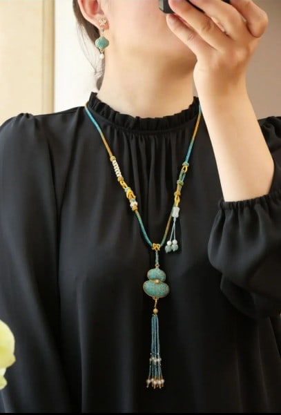 Handmade Song Brocade Gourd Pendant Necklace - 11