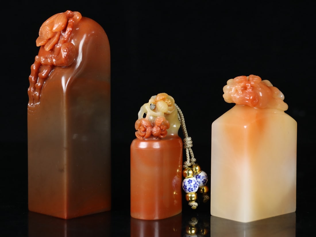 A Set Five Shoushan Stone Seal Statue - 3
