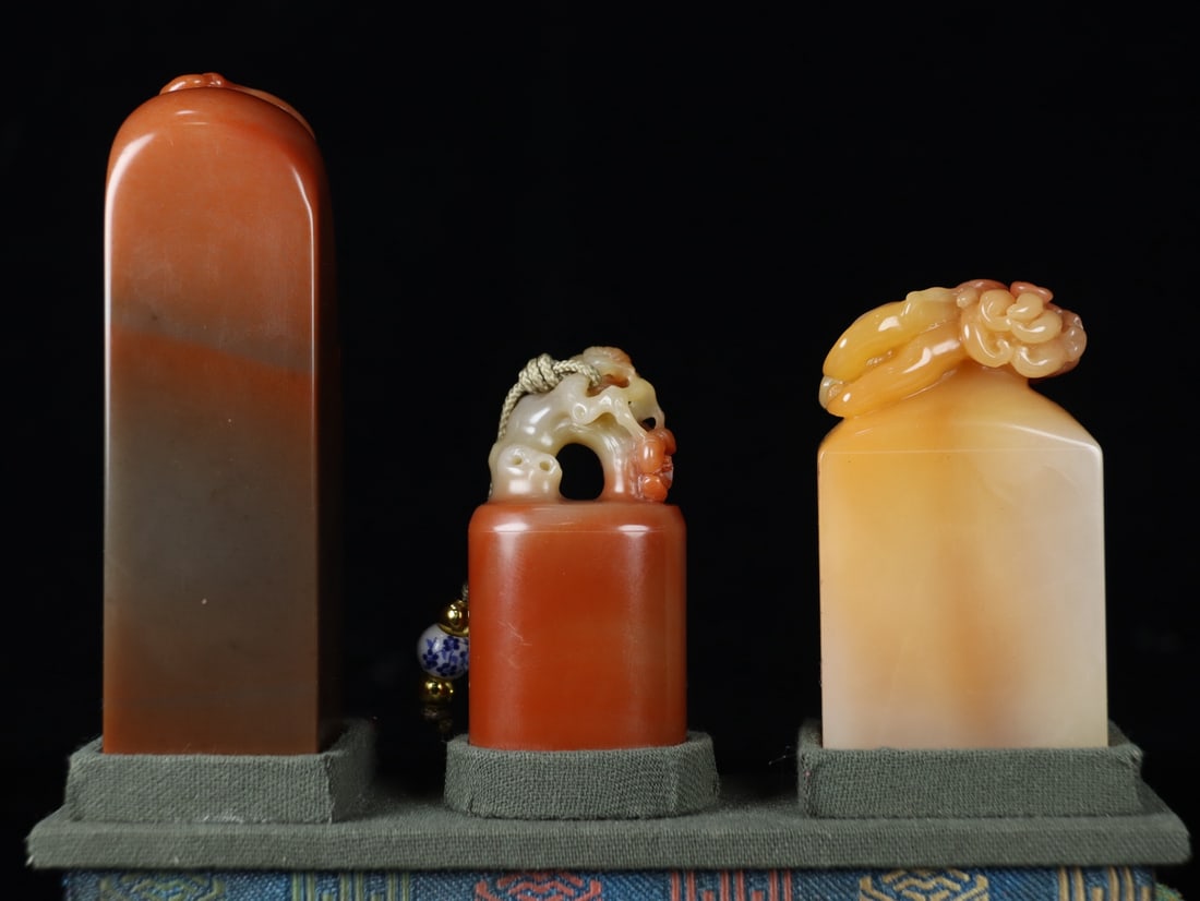 A Set Five Shoushan Stone Seal Statue - 7