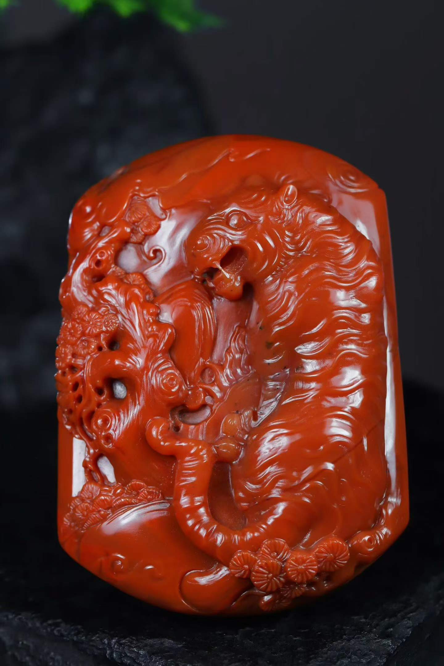 Nanhong Agate Hand-Carved Tiger & Pine Tree Pendant with Certificate - 4