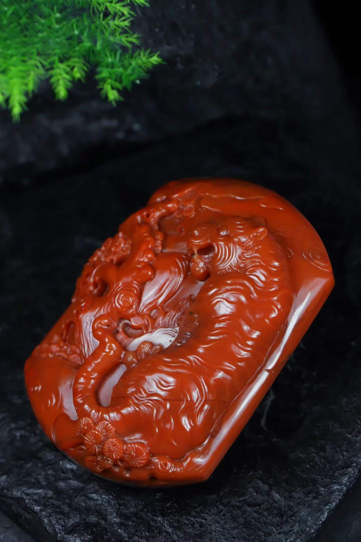 Nanhong Agate Hand-Carved Tiger & Pine Tree Pendant with Certificate - 6