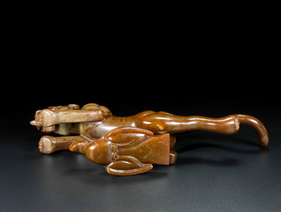 Old Chinese Hetian Jade Tiger Statue - 2