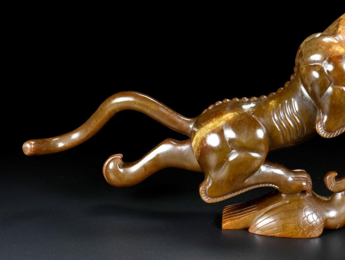 Old Chinese Hetian Jade Tiger Statue - 8