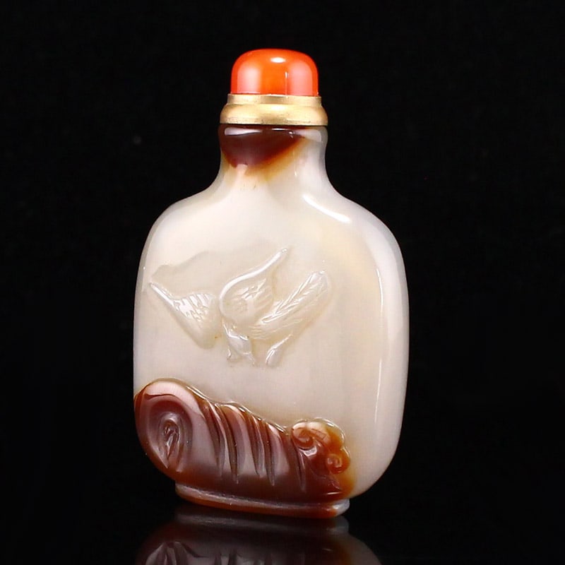Agate Crane Snuff Bottle - 4