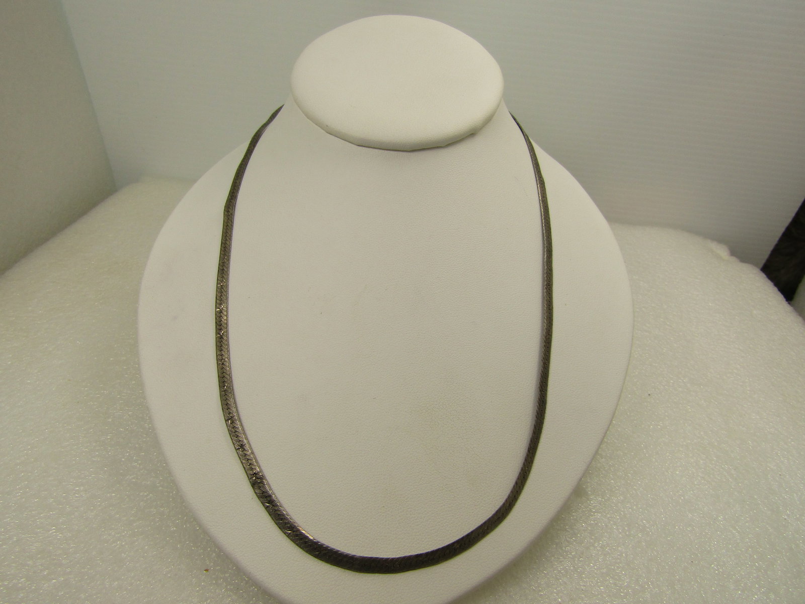 Vintage Sterling Star Herringbone Necklace, 20" Signed Vior, 1980's: Vintage Sterling Star Herringbone Necklace, 20" Signed Vior, 1980's. This is appx. 4mm wide with a beveled edge on each side with somewhat of a textured finish with stars stamped every half inch throu