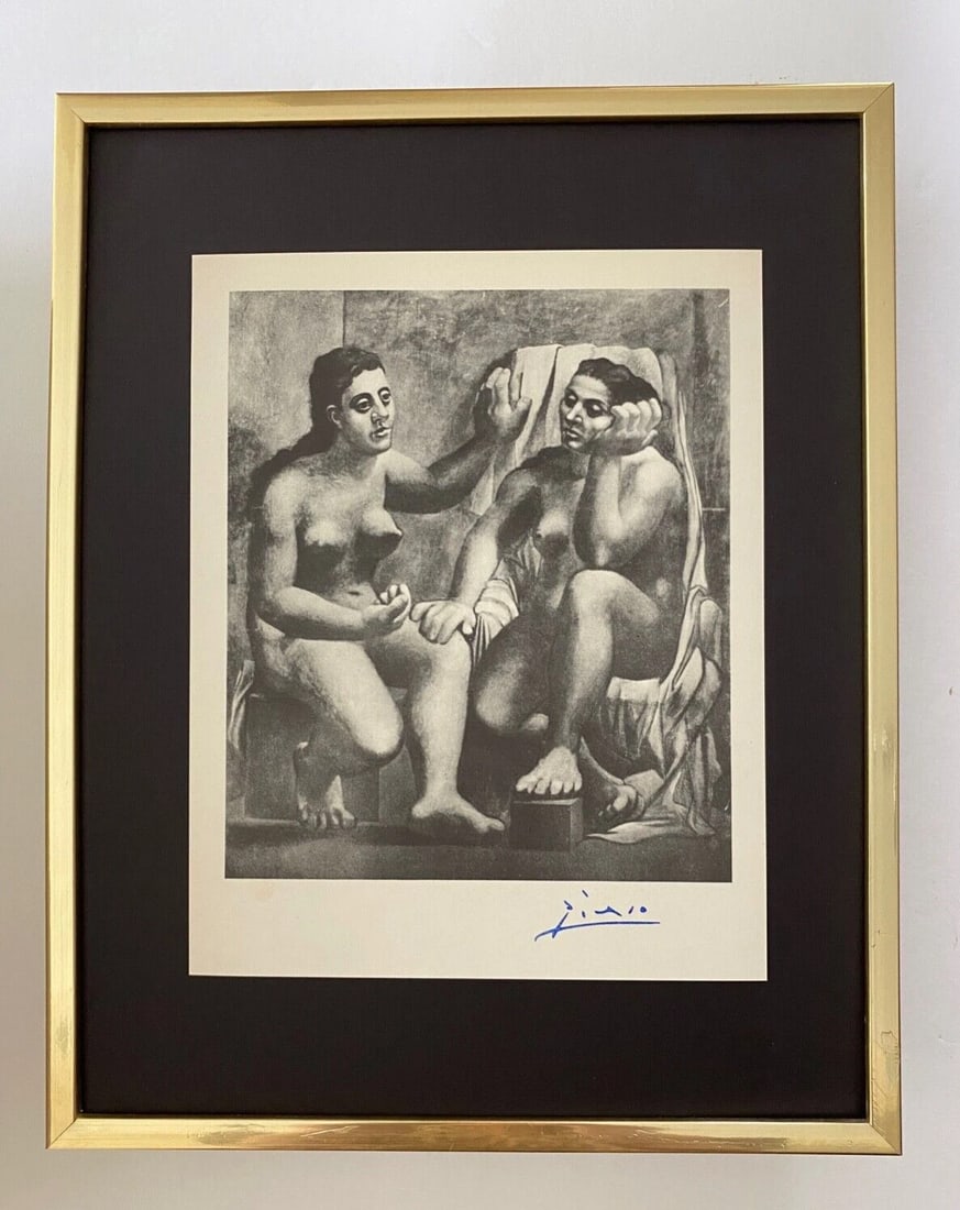 PABLO PICASSO | Vintage 1940 Signed Print | Ltd. Ed | Framed: Vintage 1940 Lithographic Print After PABLO PICASSO Facsimile Signed in Ink Art Print is about 8 X 10 in. This piece is mounted on a 11 x 14 in. black acid free premium black board and Framed. This is