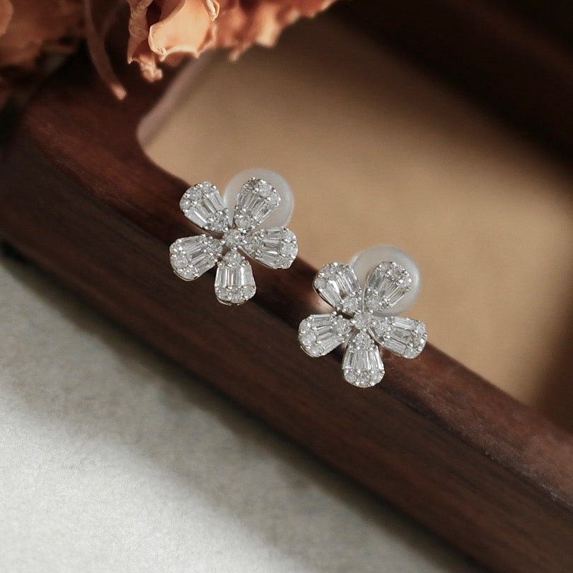 14K GOLD 0.36 CT NATURAL H DIAMOND EARRINGS - 2