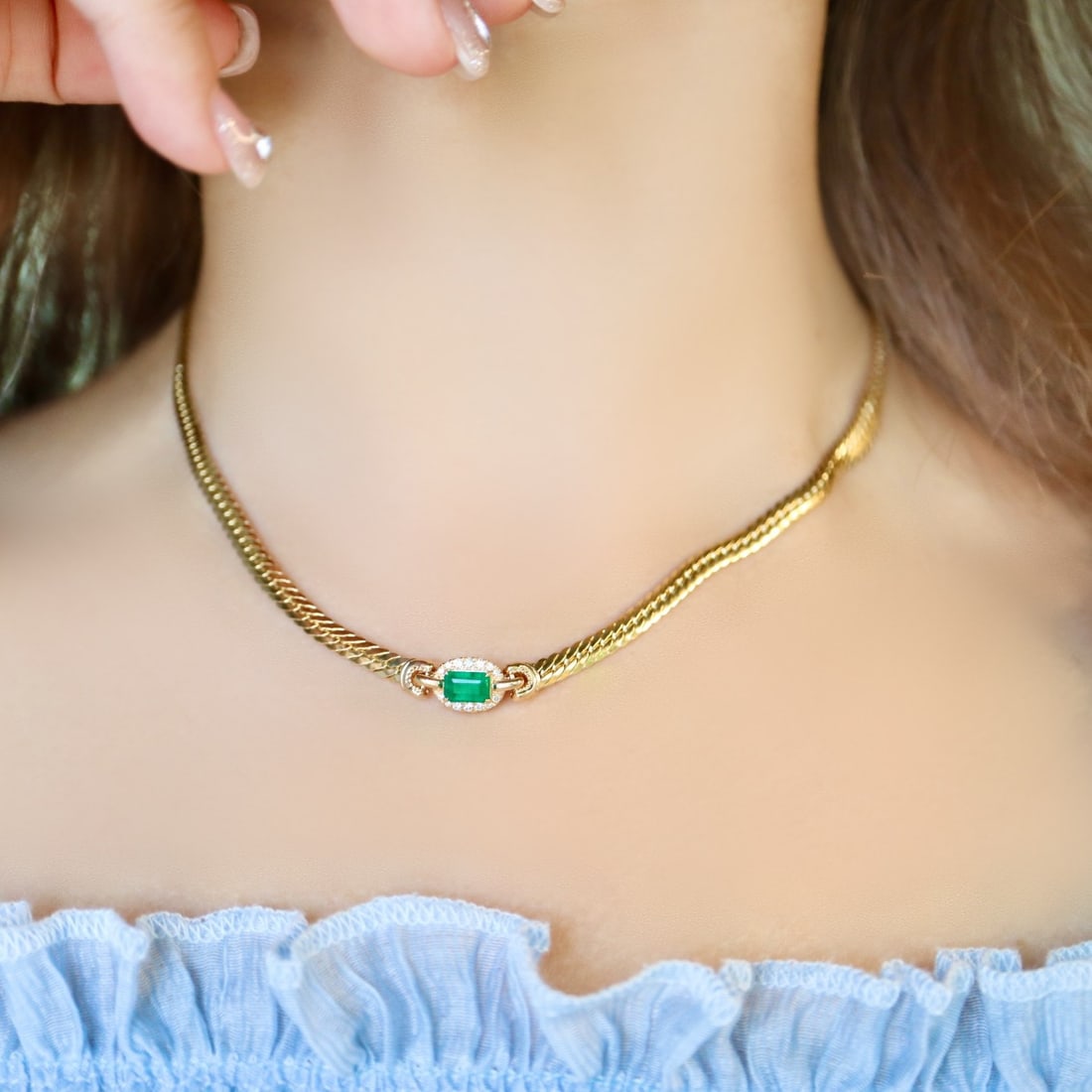 14K GOLD 0.80 CTW VIVID GREEN NATURAL EMERALD & DIAMOND NECKLACE - 7