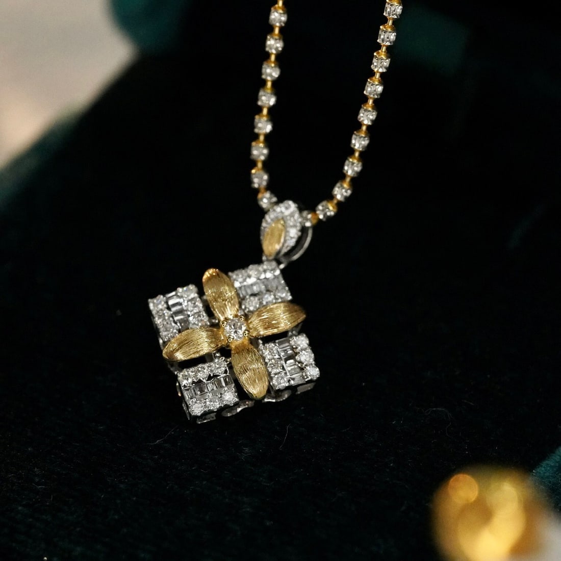 14K GOLD 0.40 CT NATURAL H DIAMOND PENDANT - 2