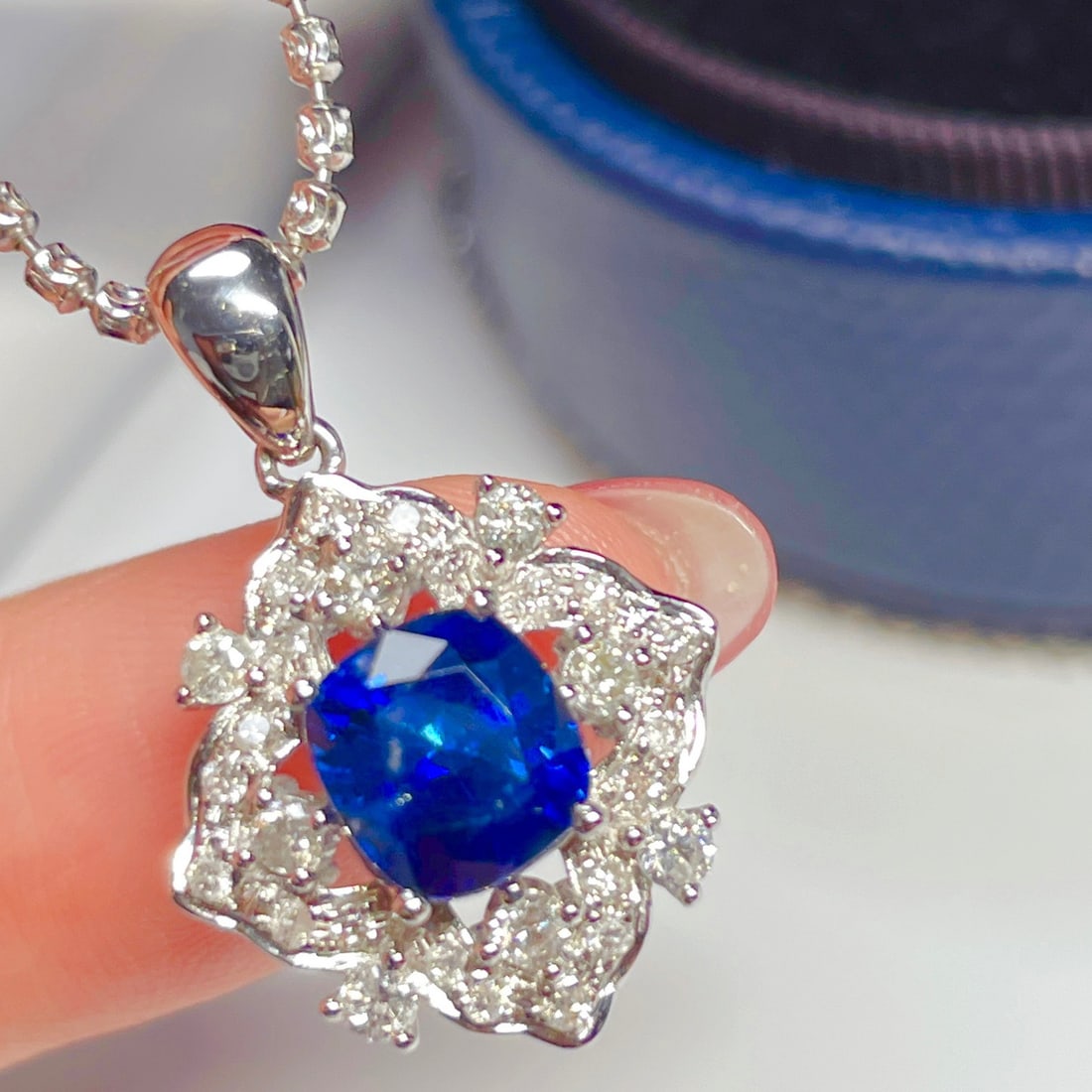14K GOLD 2.43 CTW NATURAL SAPPHIRE & DIAMOND PENDANT - 3