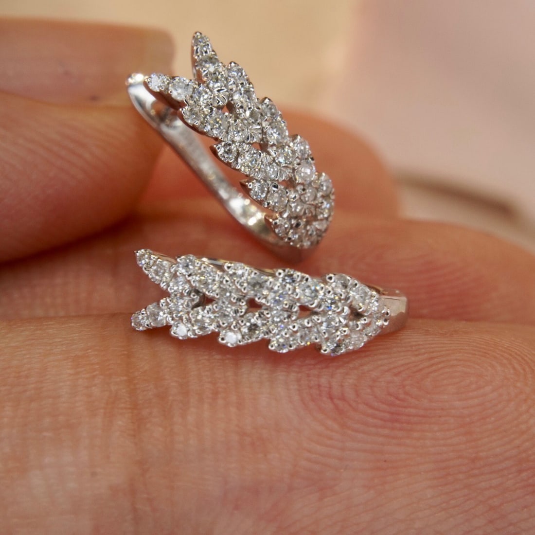 14K GOLD 0.28 CT NATURAL H DIAMOND EARRINGS - 5