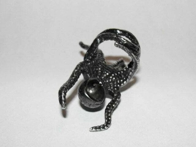 Hand Made Vintage Sterling Silver Octopus Cocktail Ring One of a Kind - 4