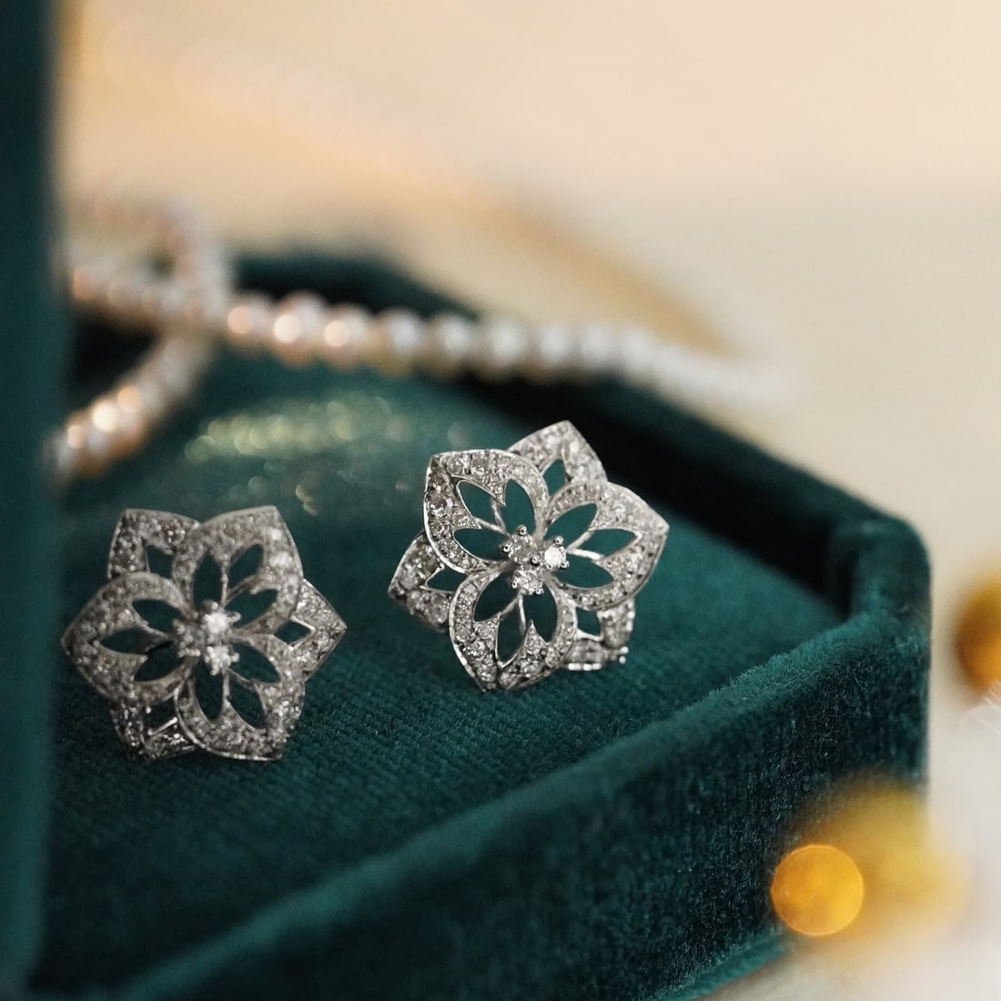 14K GOLD 0.68 CT NATURAL H DIAMOND EARRINGS - 5