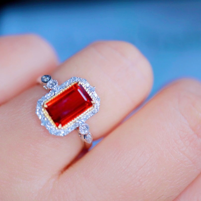 14K GOLD 1.77 CTW NATURAL SPINEL & DIAMOND RING - 7