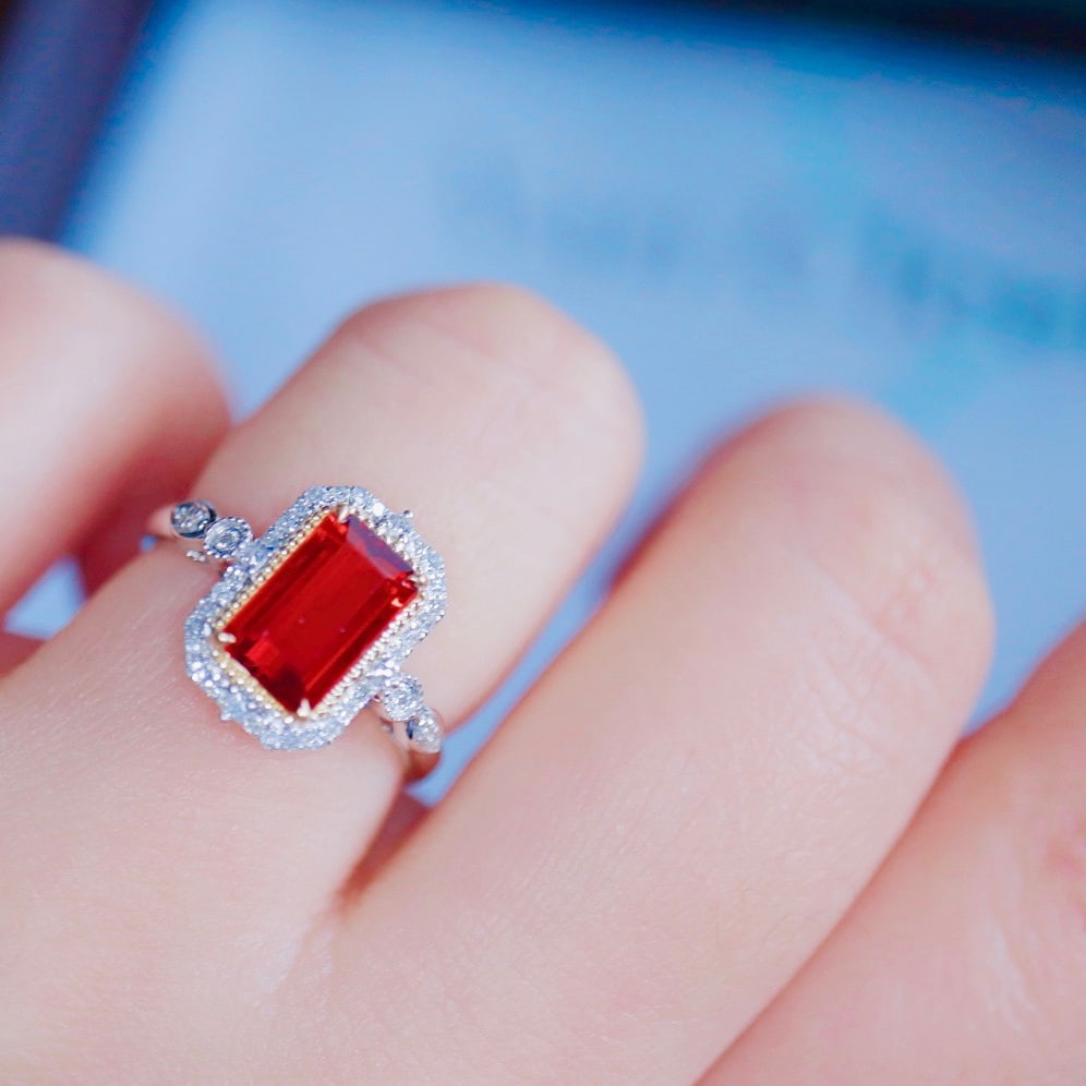 14K GOLD 1.77 CTW NATURAL SPINEL & DIAMOND RING - 8
