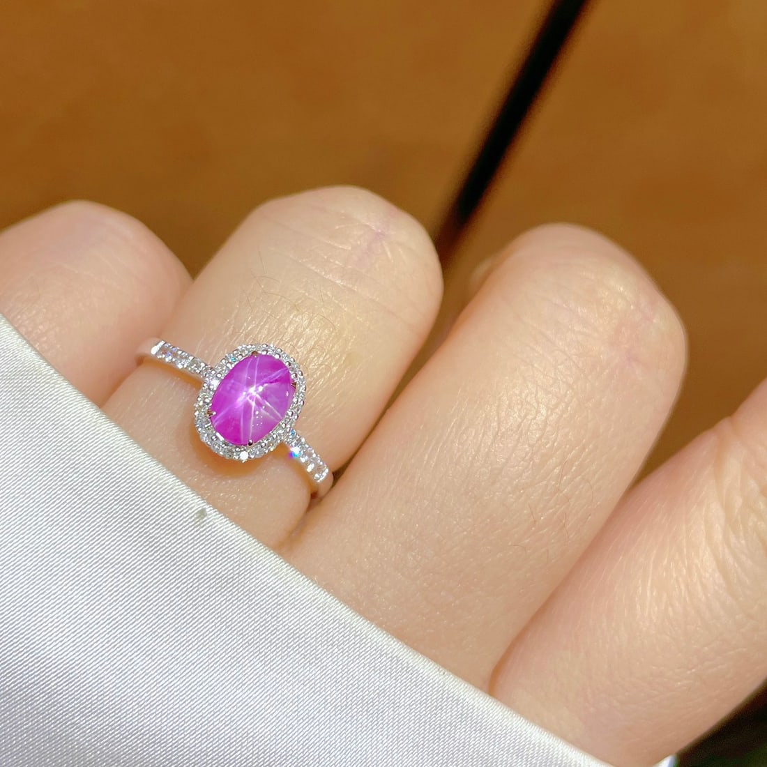 14K GOLD 1.58 CTW NATURAL STAR RUBY & DIAMOND RING - 3