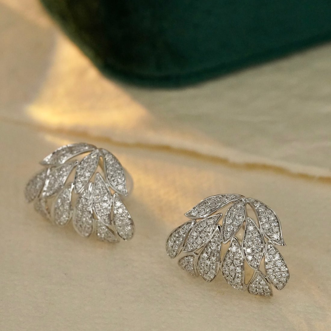 14K GOLD 0.90 CT NATURAL H DIAMOND EARRINGS - 6