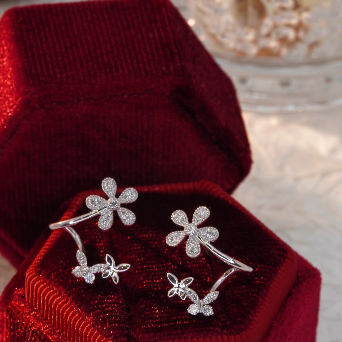 14K GOLD 0.26 CT NATURAL H DIAMOND EARRINGS - 2