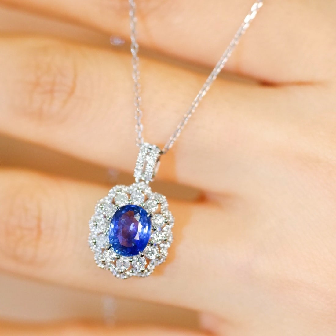14K GOLD 1.81 CTW NATURAL SAPPHIRE & DIAMOND PENDANT - 4