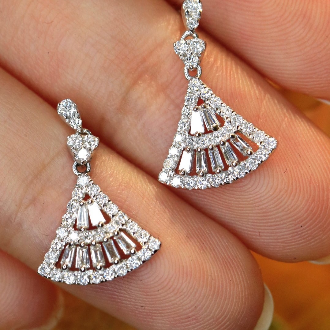 14K GOLD 0.62 CT NATURAL H DIAMOND EARRINGS - 2