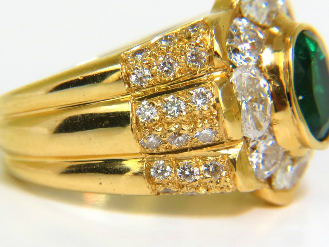 18KT GOLD 4.00CT NATURAL EMERALD DIAMOND RING** - 5