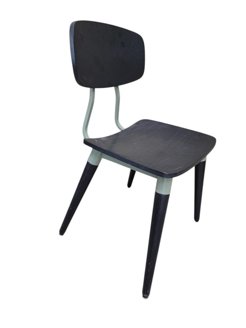 Modern Style Copine Side Chair by Design Form - 6