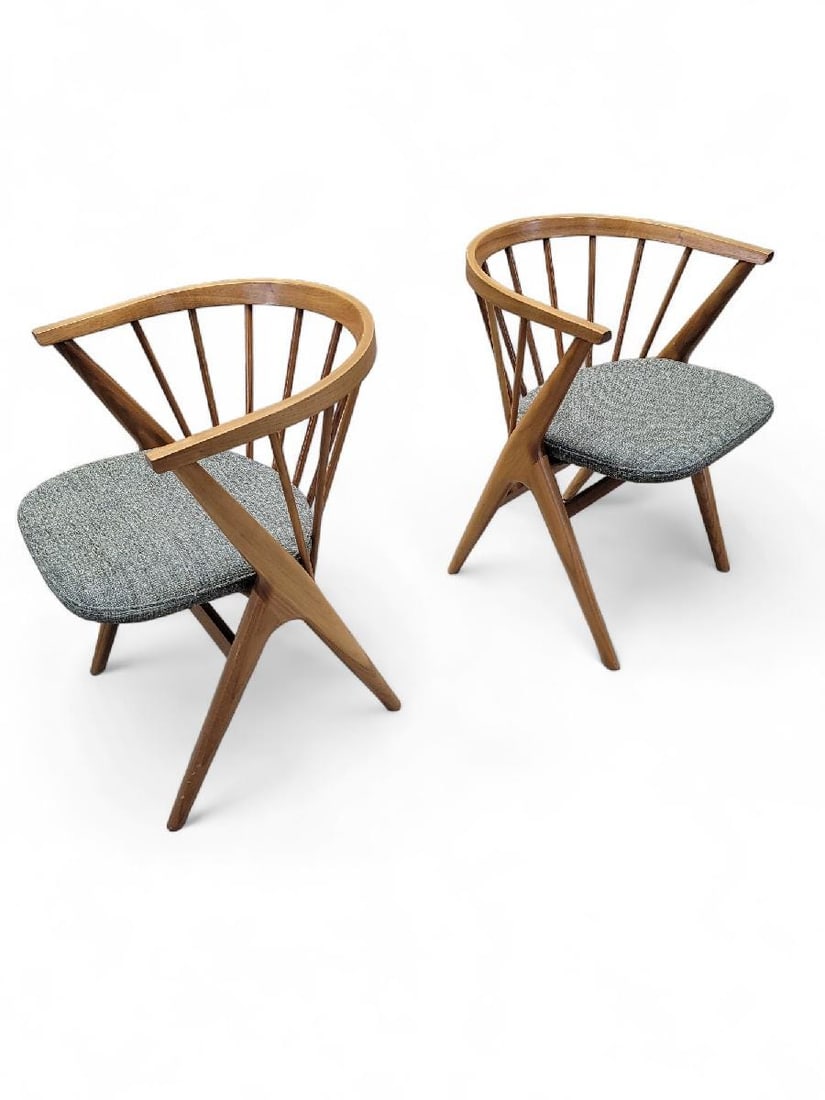 MCM Sibast Møbler No 8 Style Teak Captain Chairs - Pair - 4