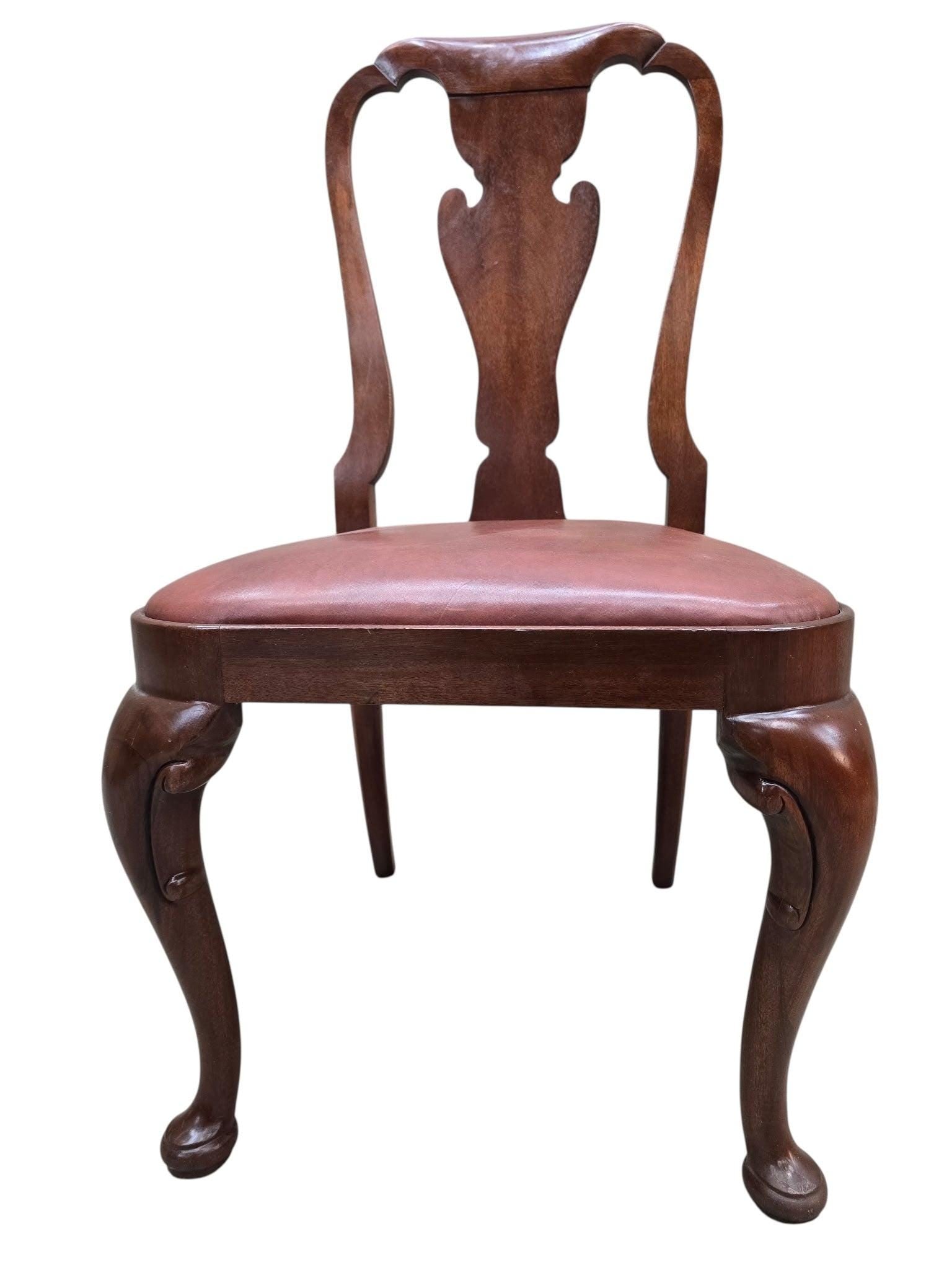 Vintage Queen Anne Style Dining Chairs By Baker Furniture - 4 - 3