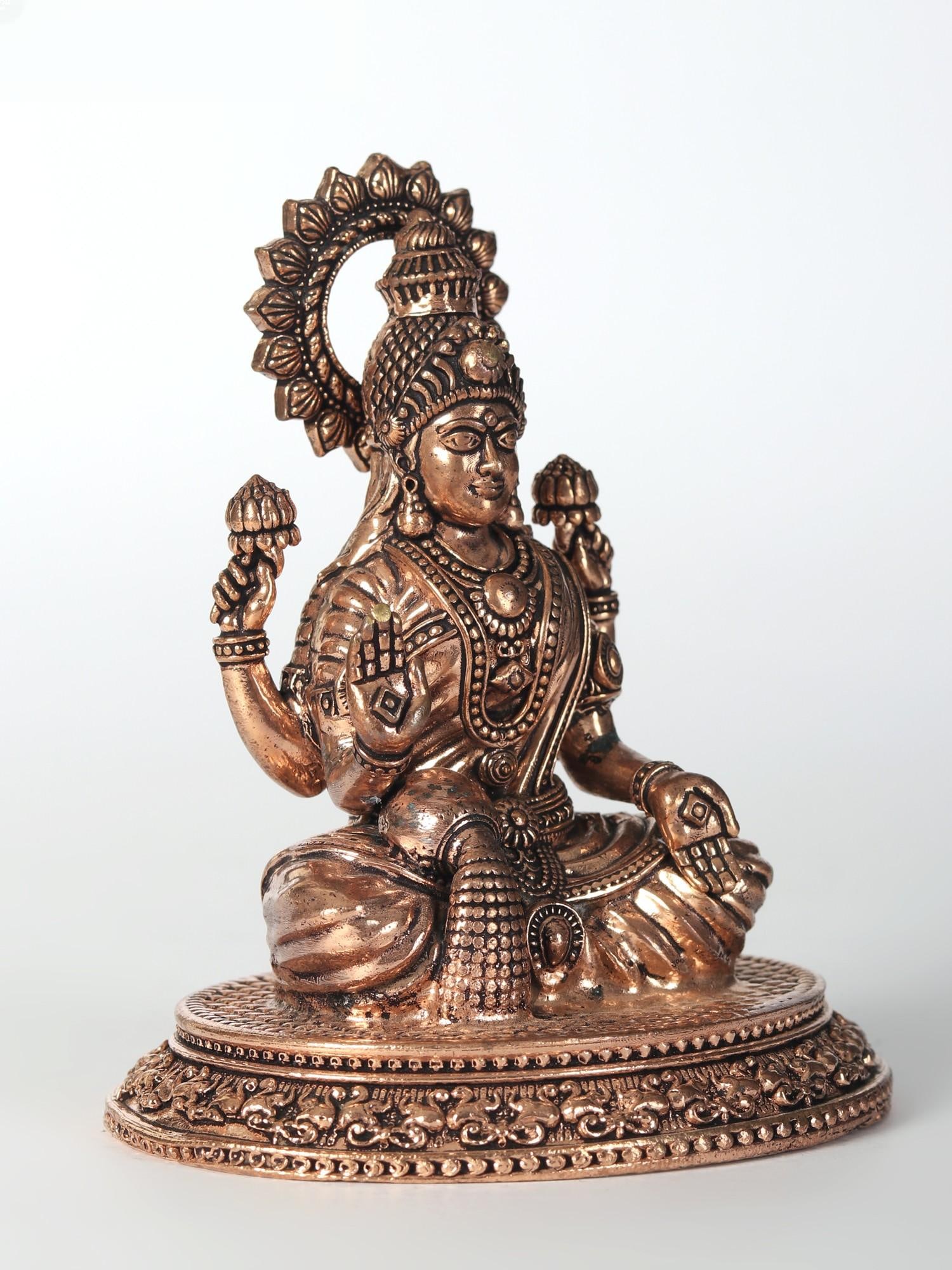 Small Fine Quality Goddess Dhana Lakshmi Brass Statue - 2
