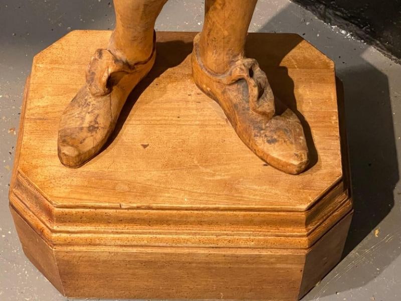 Italian Carved Wood Figural Card Stand, Receiver, Late 18th Century - 5