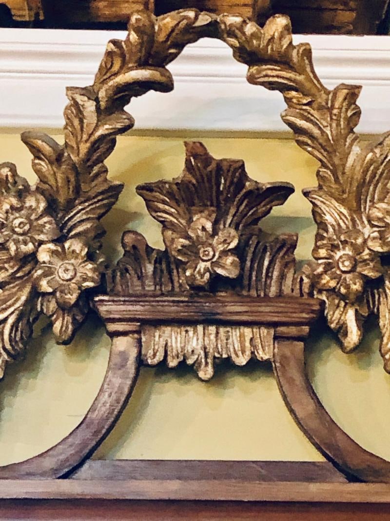 A Gilt Gold Italian Acanthus Leaf Carved Wall or Console Mirror - 2
