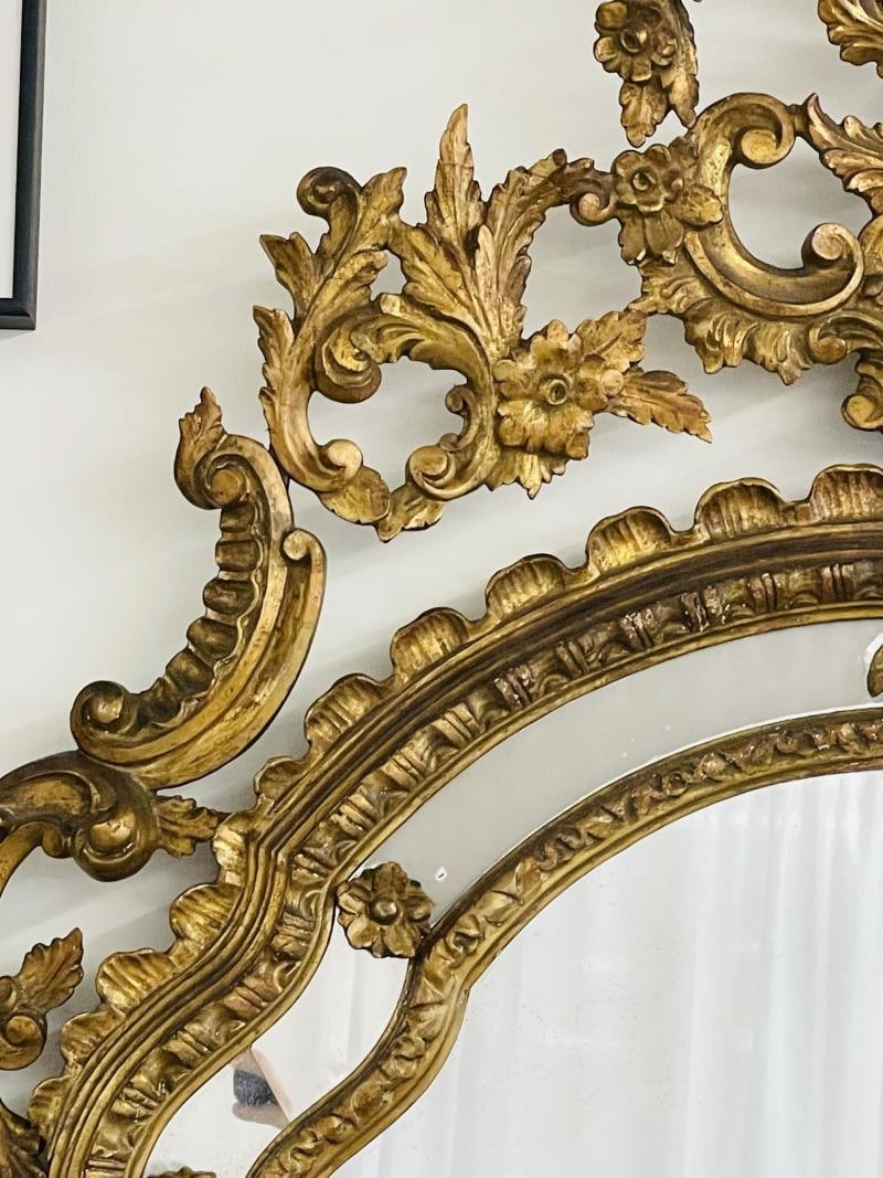 An Italian Gilt Wood Wall, Console or Pier Mirror - 9
