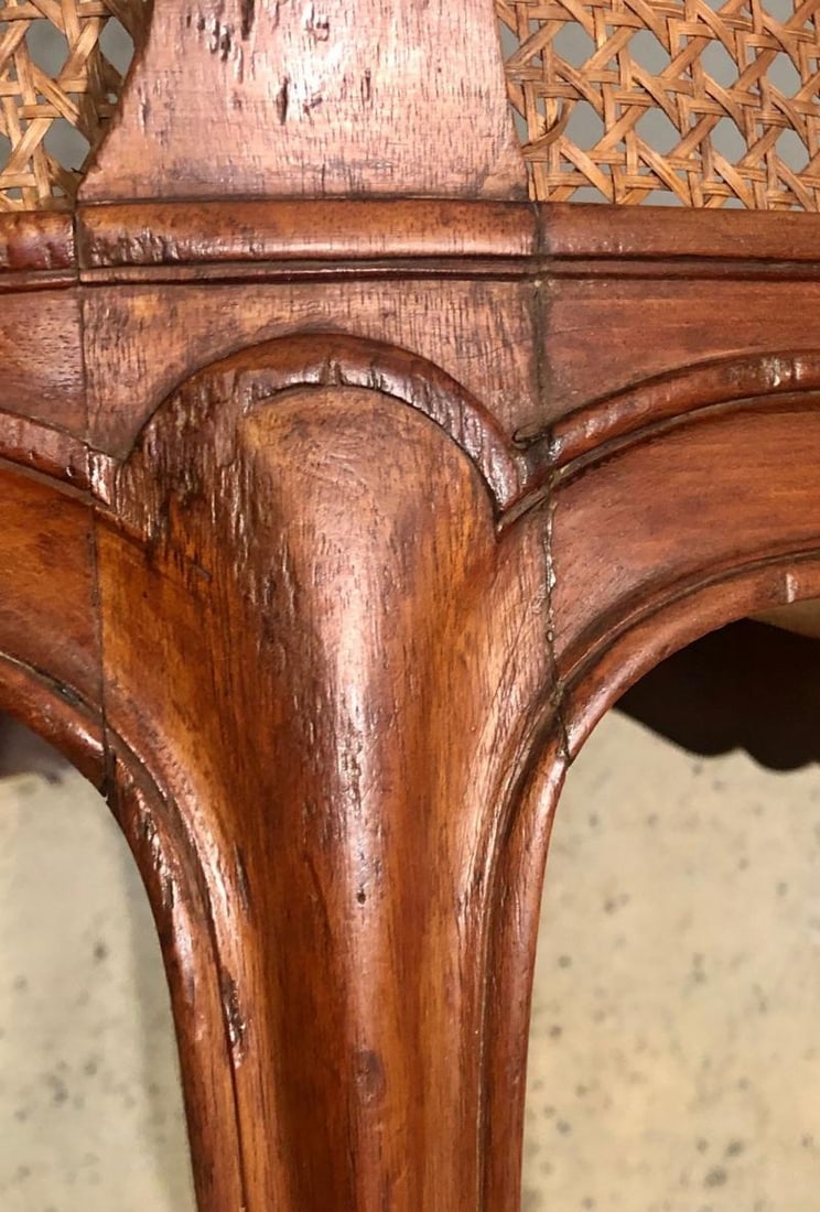 18th Century French Caned Bergère de Bureau - 12