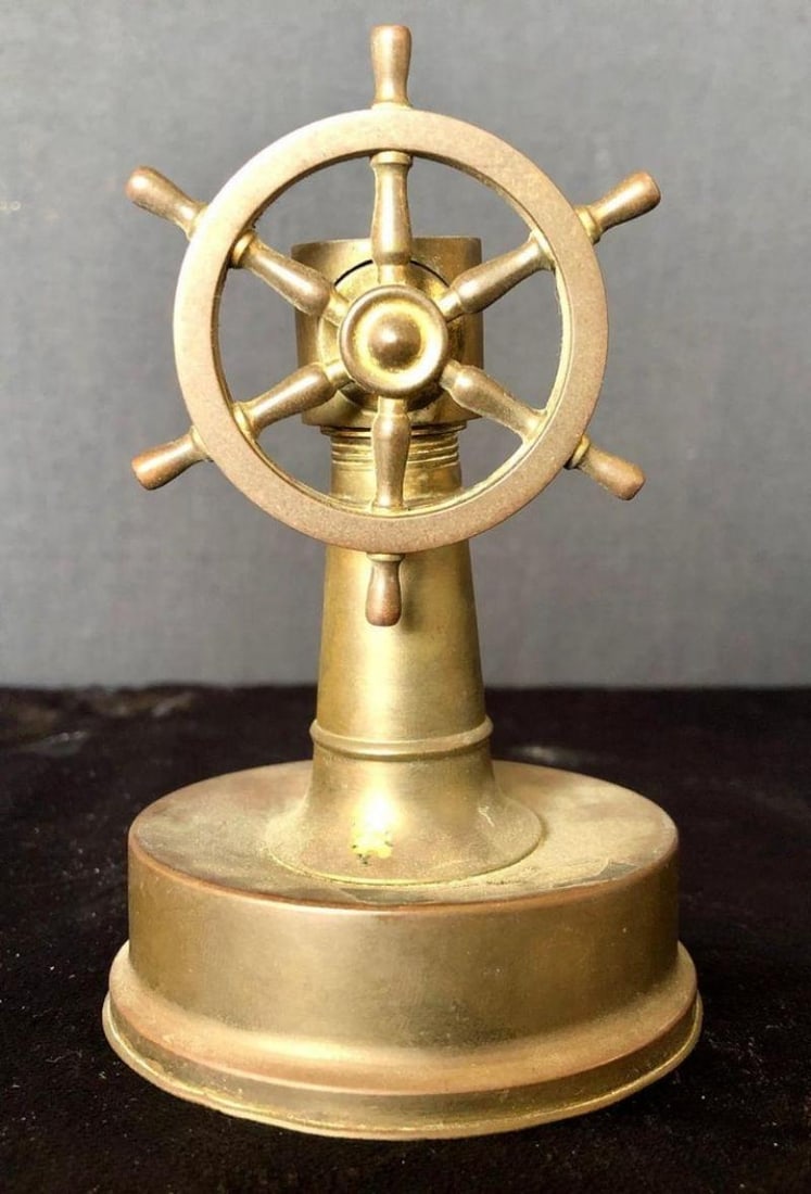 Small Antique Brass Ships Wheel Tabletop Cigar Cutter circa 1920 Tobacco - 2