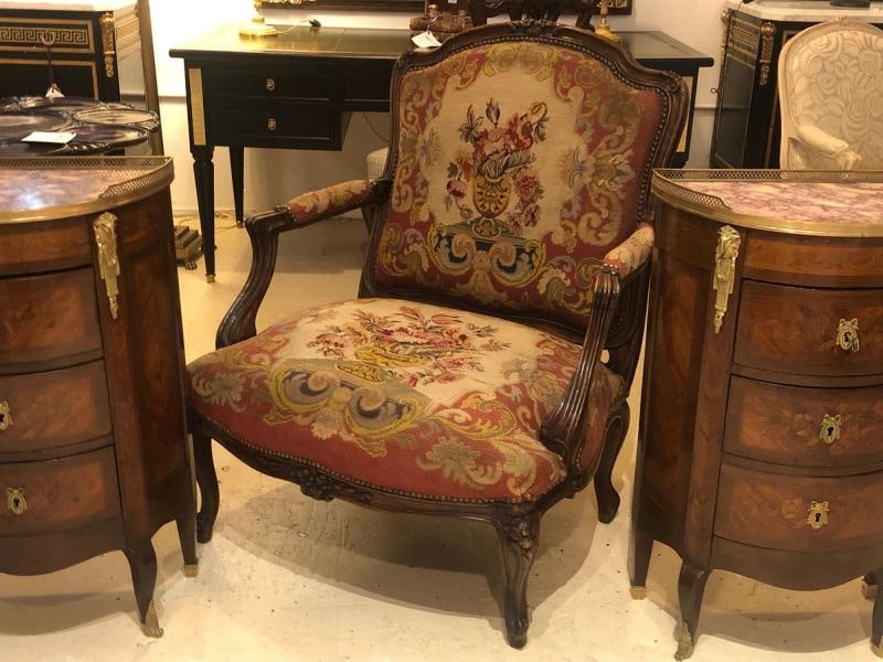 19th Century Louis XV Style Armchair Bergere Petite and Gros Point Upholstery - 7